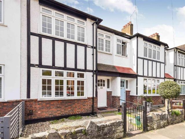 House for sale in London Borough of Merton, Merton Park