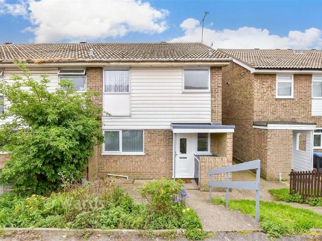 House for sale in Millmead, Acol