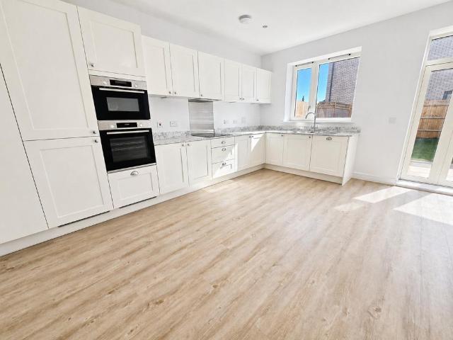 House for sale in Fishersgate, West Sussex