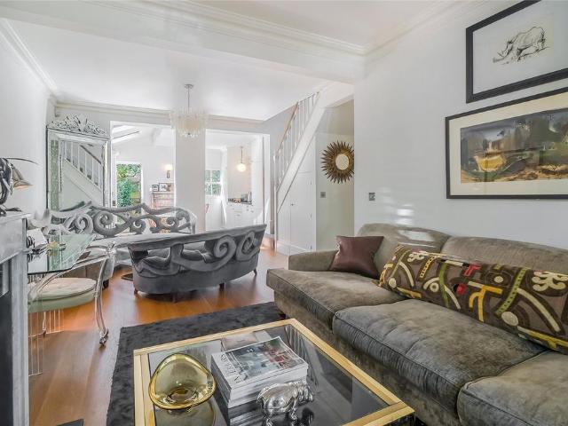 House for sale in Clapham Junction, Greater London