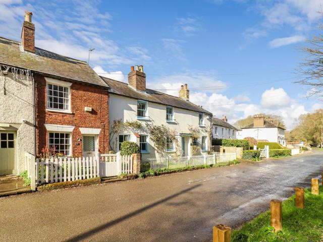 House for sale in Pouchen End, Hertfordshire