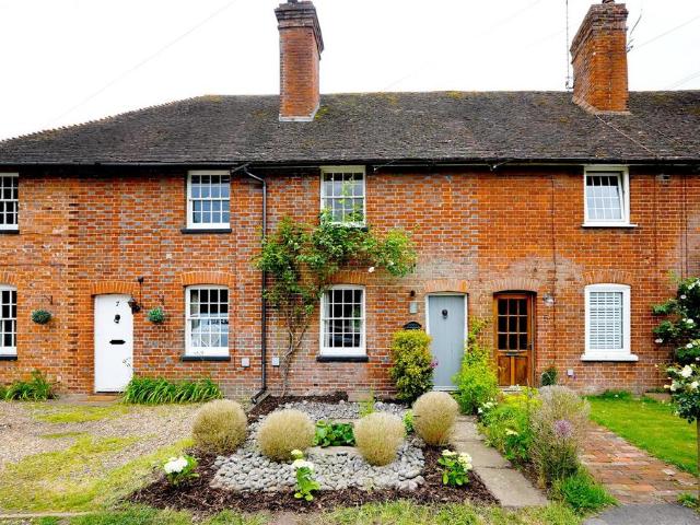 House for sale in The Bridge, Kent