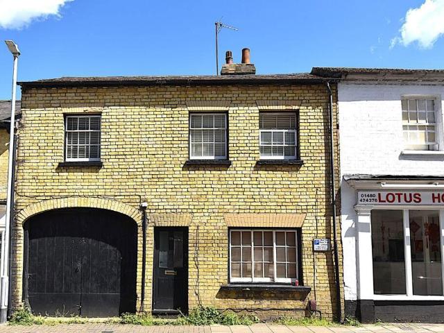 House for sale in Huntingdon, Cambridgeshire