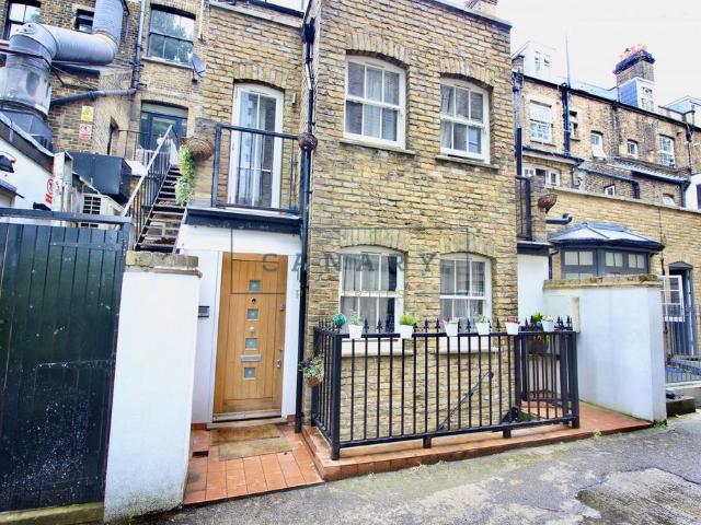 House for sale in St. John's Wood, Greater London