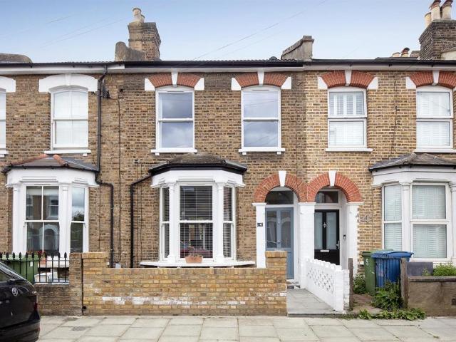 House for sale in Nunhead, Greater London