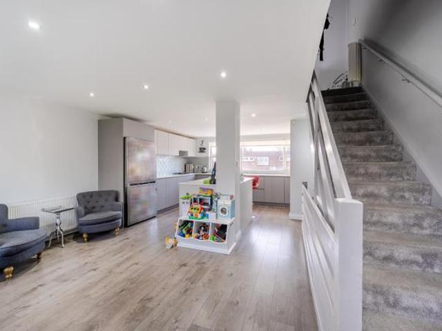 House for sale in Hendon, Greater London