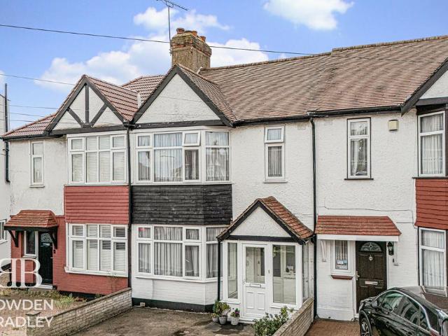 House for sale in Fairlop, Greater London