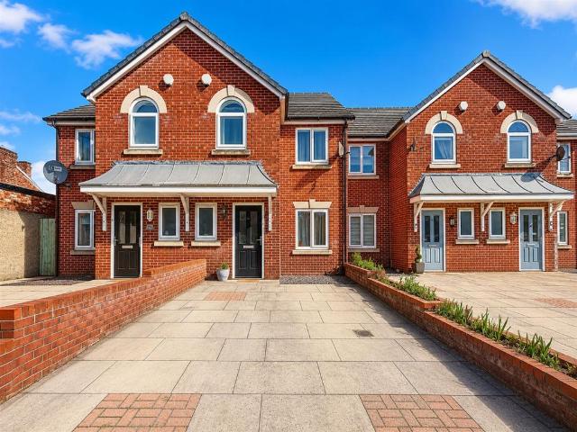 House for sale in Meols Cop, Southport
