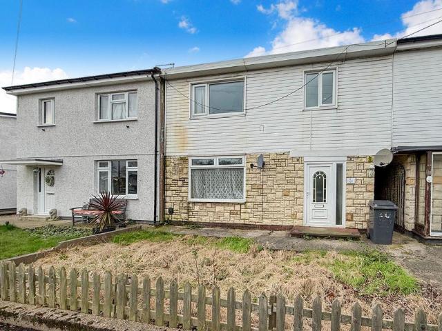 House for sale in Longhill, Hull