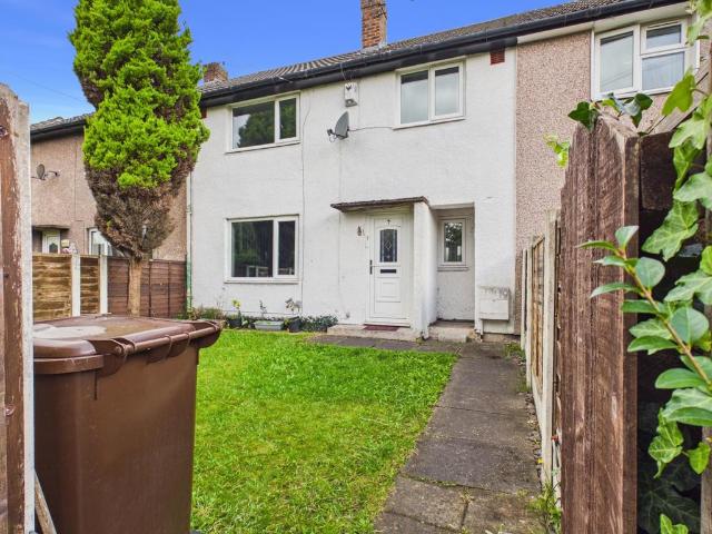 House for sale in Ashton-under-Lyne, Tameside