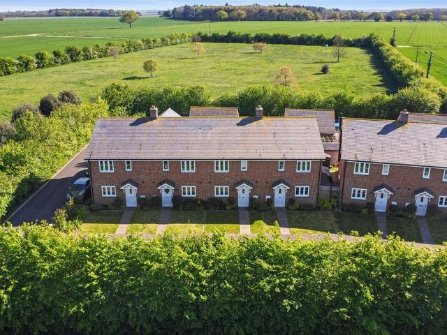 House for sale in Chelmondiston