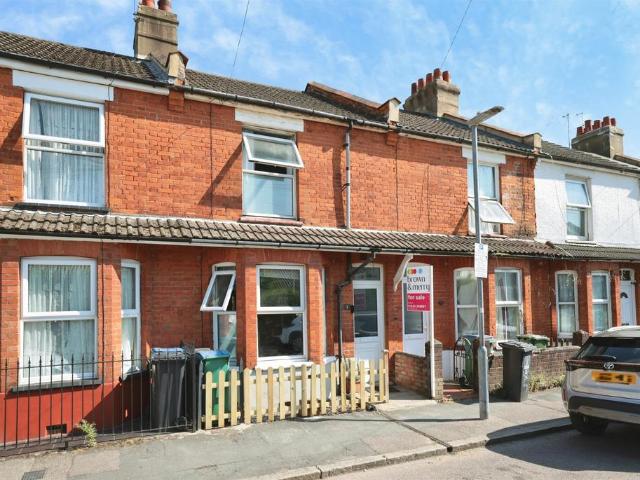 House for sale in Holywell Estate, North Watford
