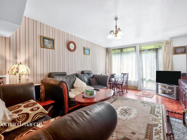 House for sale in Elephant and Castle, Greater London