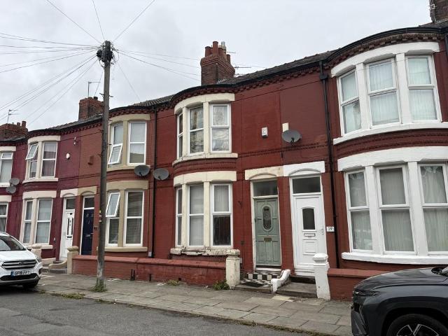House for sale in Calderstones