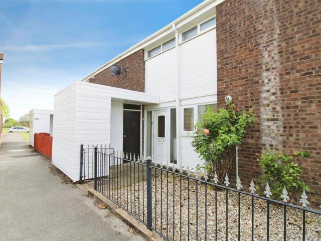 House for sale in Bransholme, Hull