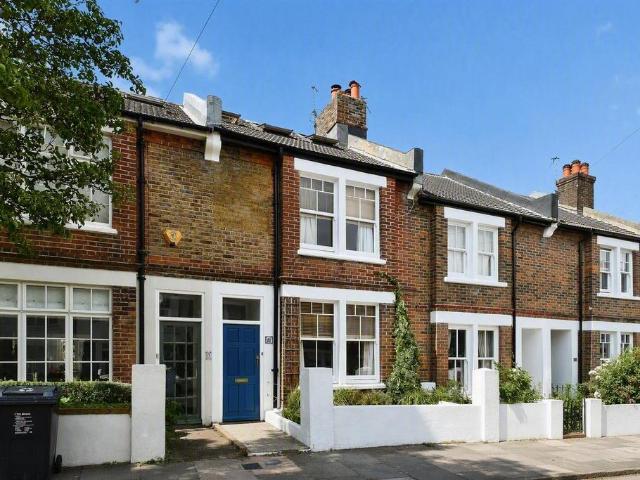 House for sale in Whitehawk, Brighton