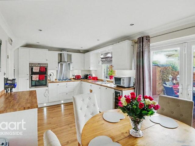 House for sale in London Borough of Redbridge, Greater London