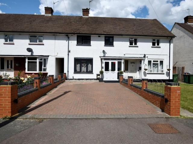 House for sale in Woodside, North Watford