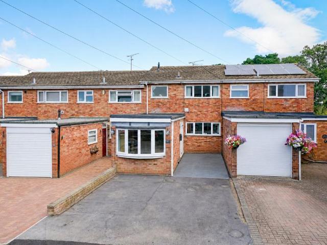 House for sale in Slip End, Bedfordshire