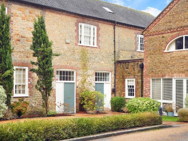 House for sale in Littlecote, West Sussex
