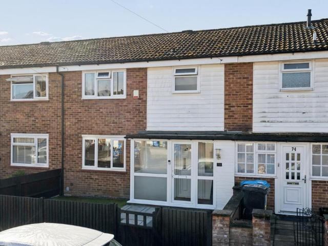 House for sale in Holyport, Bray