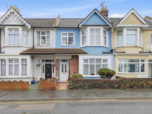 House for sale in Alton Barnes, Essex