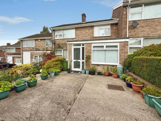 House for sale in Lakeside, Cardiff