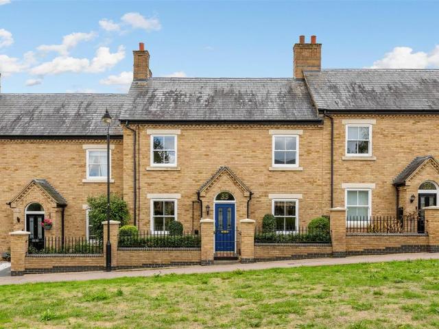 House for sale in Fairfield Park, Bedfordshire