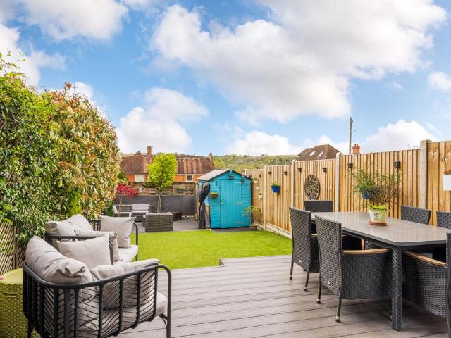 House for sale in Henley-on-Thames, Berrick Salome
