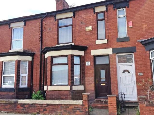 House for sale in Droylsden, Tameside
