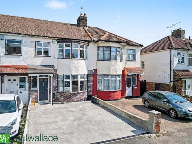 House for sale in Broxbourne, Hertfordshire