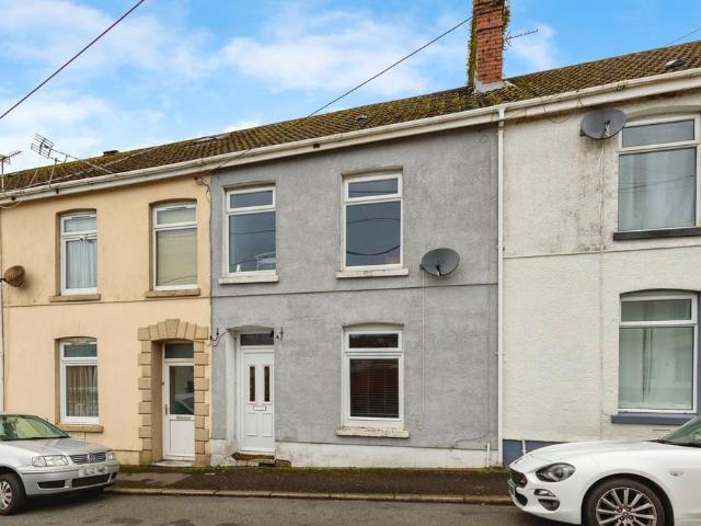 House for sale in Pont-henri, Wales
