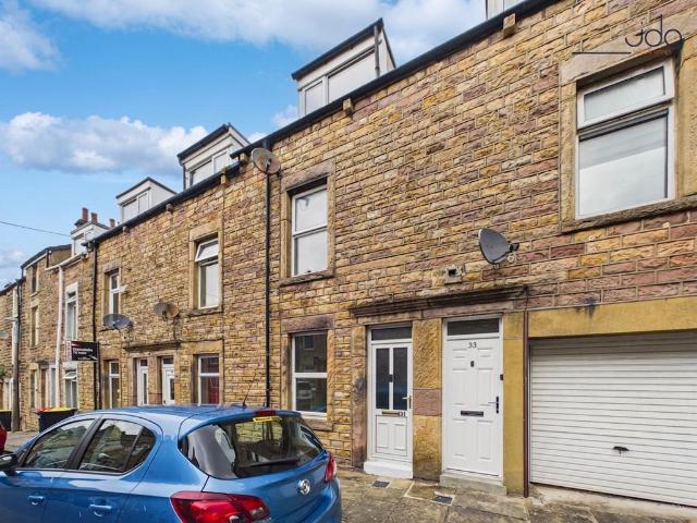House for sale in Bulk, Bare
