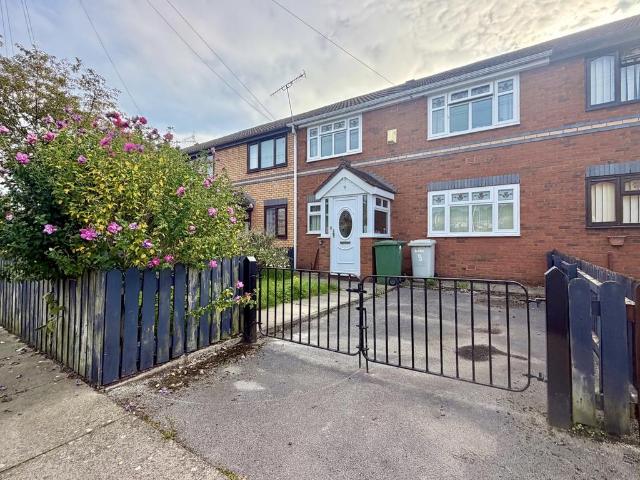 House for sale in Woodchurch, Moreton