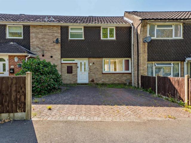 House for sale in Parsonage Place, Midway