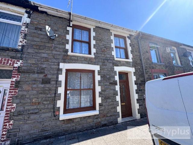 House for sale in Pentre, Ton Pentre