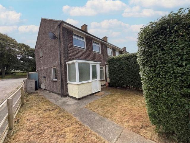 House for sale in Roseworthy, Cornwall