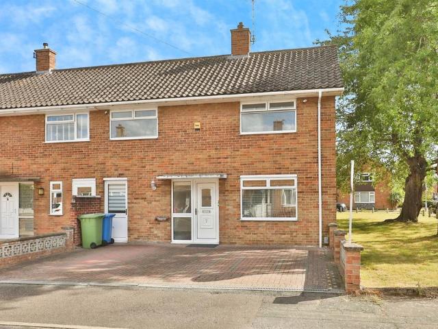House for sale in Heartsease, East Bank