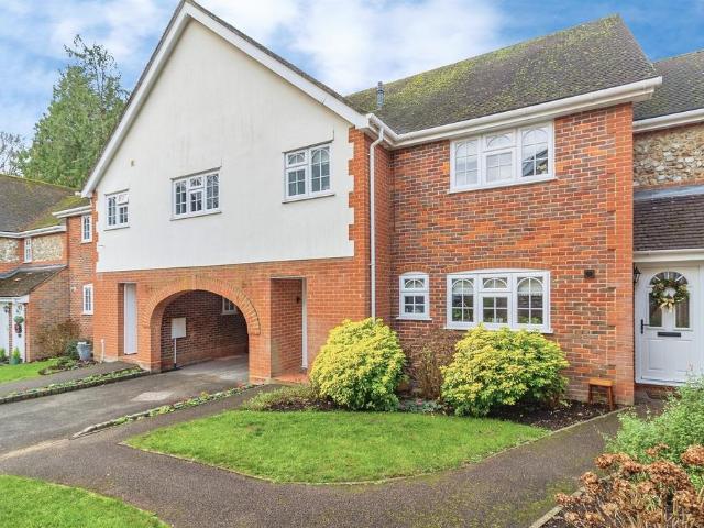 House for sale in Wigginton, Pouchen End