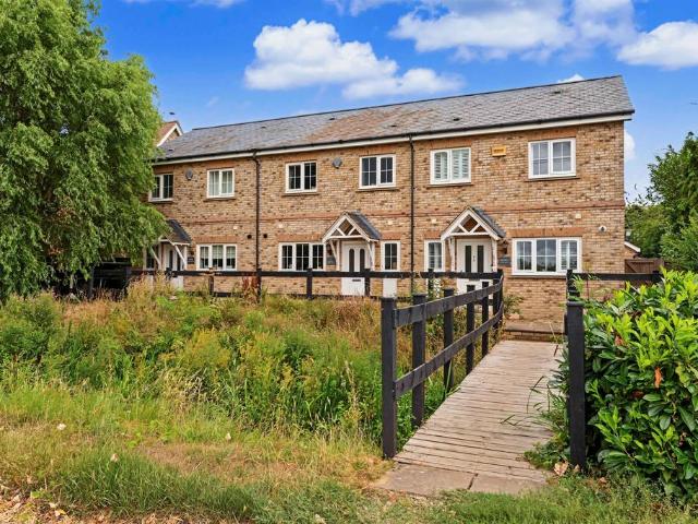 House for sale in Ivinghoe, Northall