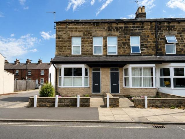 House for sale in Low Harrogate, Harrogate