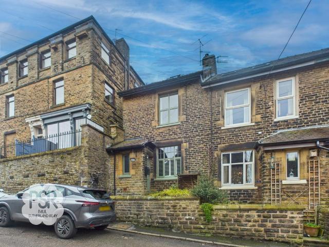House for sale in Charlesworth, East Midlands