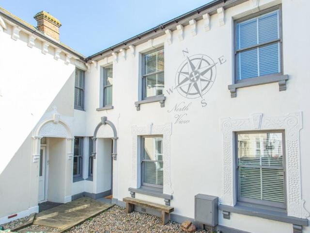 House for sale in Oxenden, The Bridge