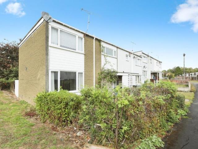 House for sale in Batemoor, South Yorkshire