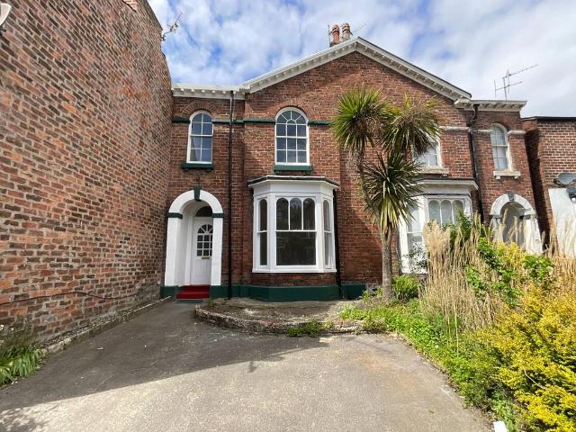 House for sale in Southport, Sefton
