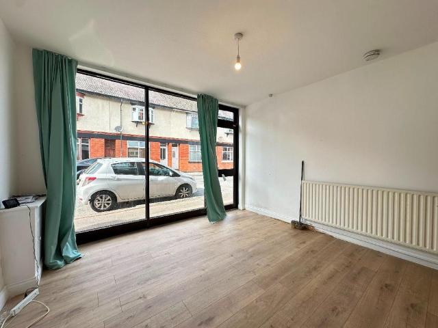House for sale in Stoneygate, Leicester