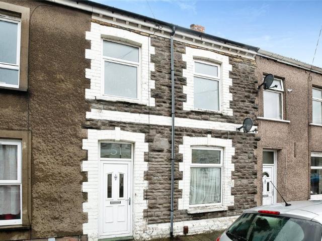 House for sale in Plasnewydd, Falcon Lodge