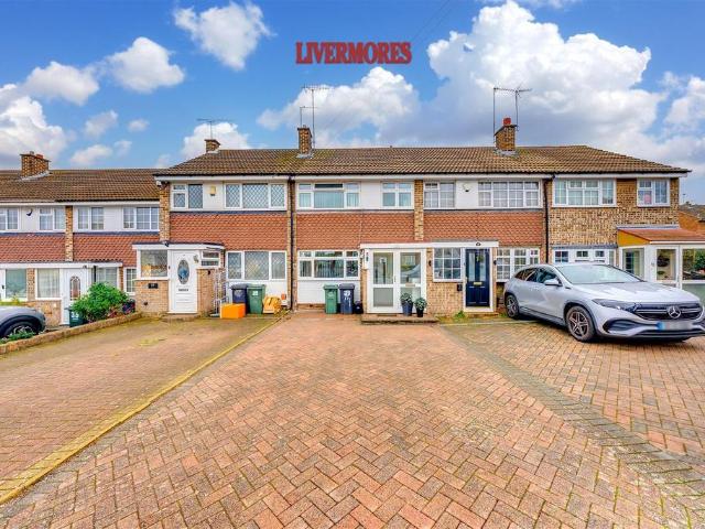 House for sale in Brooklands, Dartford