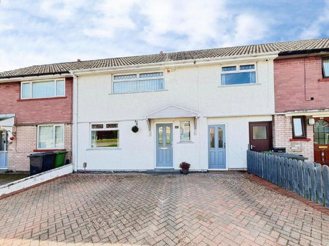 House for sale in Longsowerby