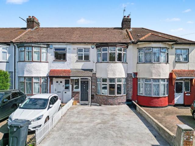 House for sale in Broxbourne, Hertfordshire